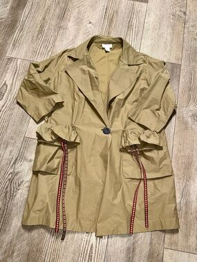 Beautiful vintage Dorman USA made tan trench coat puffy gathered pockets Med